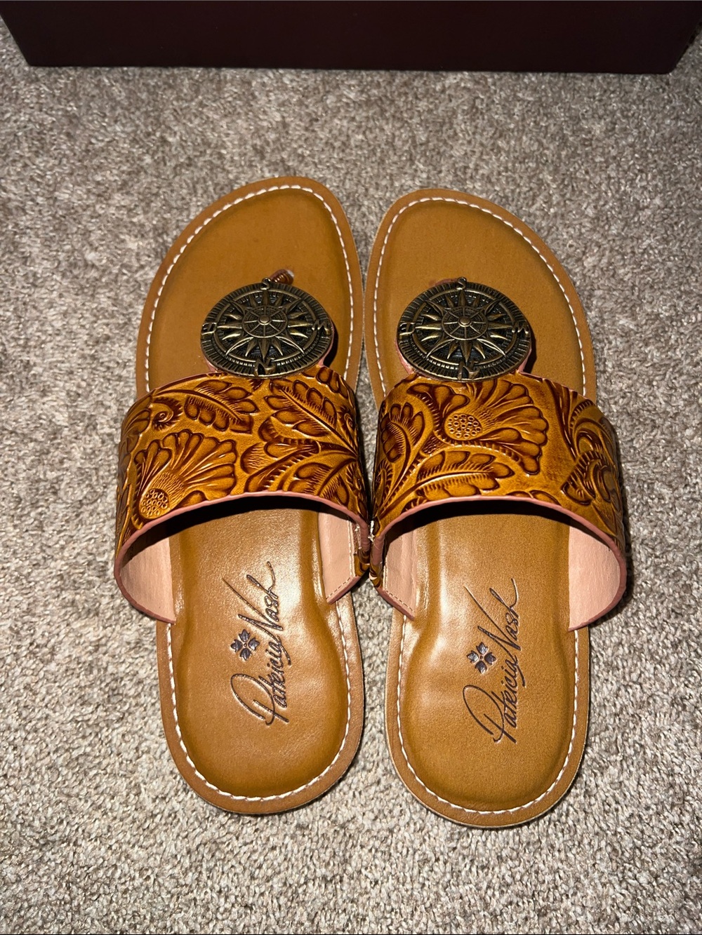 Patricia Nash Niki Tan Tooled Leather Compass Medallion Sandals - Picture 5 of 7